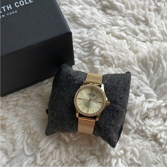 Kenneth‎ Cole Modern Classic Watch - Picture 1 of 4